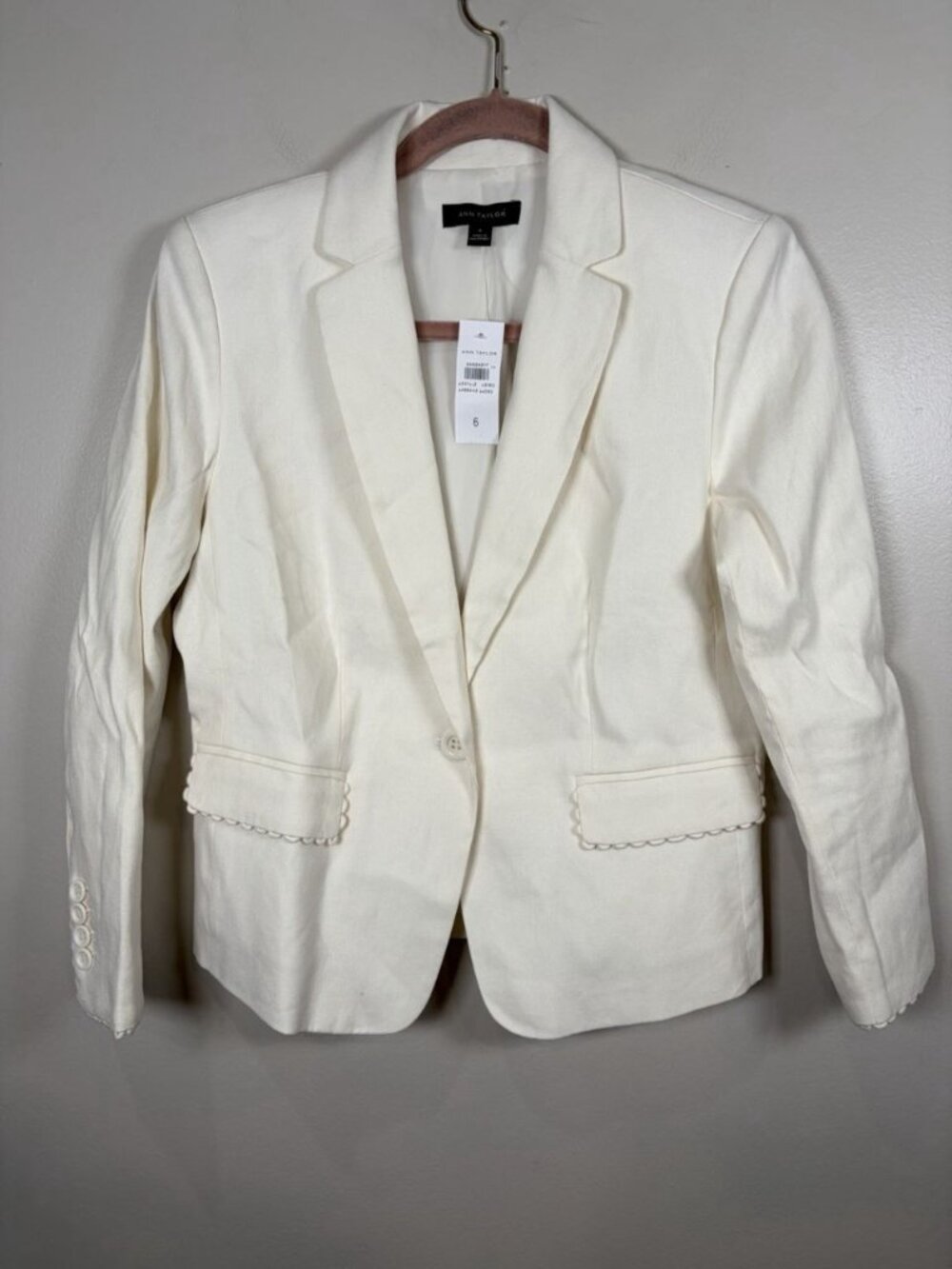 Ann Taylor BLAZER JACKET Size 6 White Scallop Detail Corporate Interview NWT